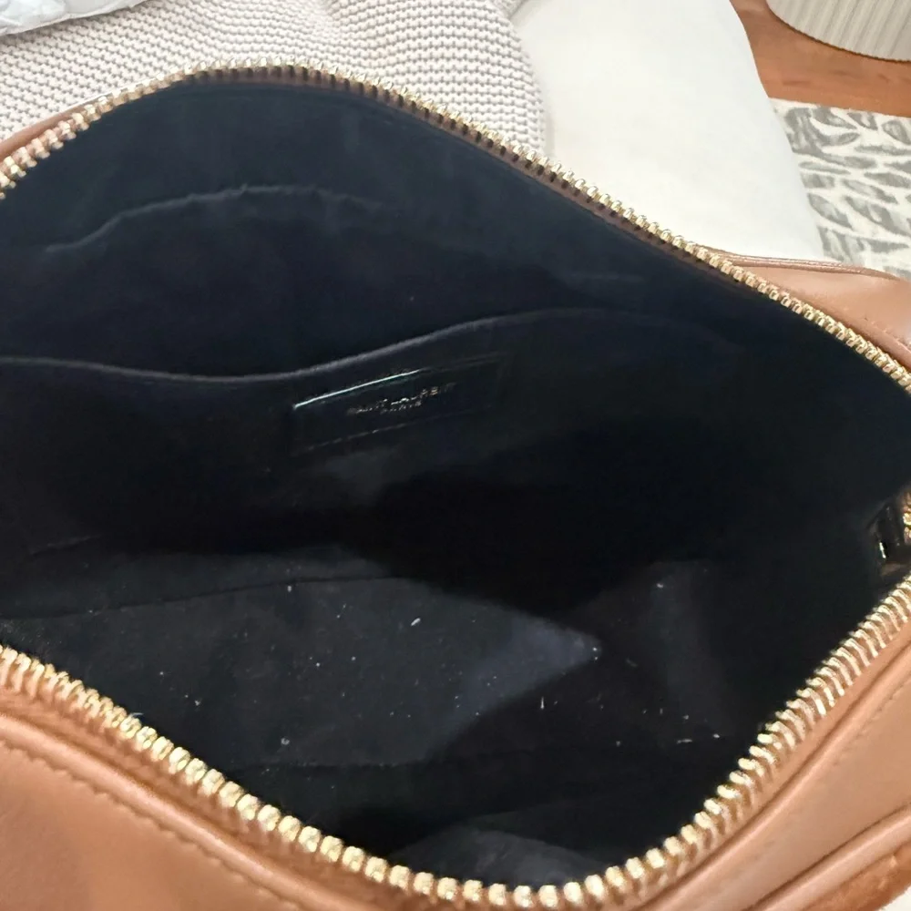 Saint Laurent Tan Suede Quilted Crossbody Bag - Picture 5 of 8